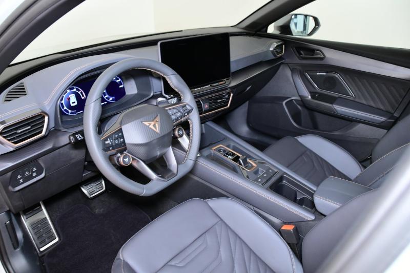 CUPRA Leon SP Kombi VZ 2.0 TSI DSG 4Drive