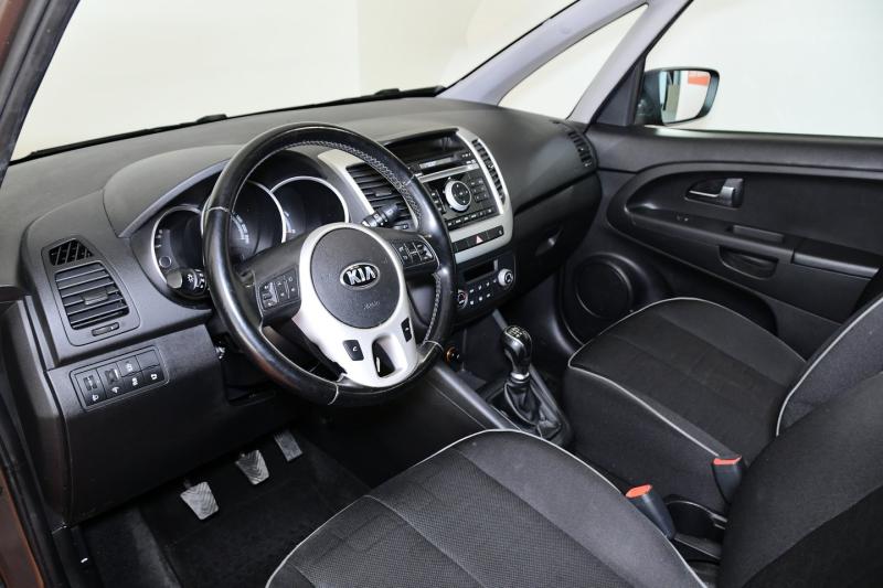 Kia Venga 1,4 MPI ISG Silber