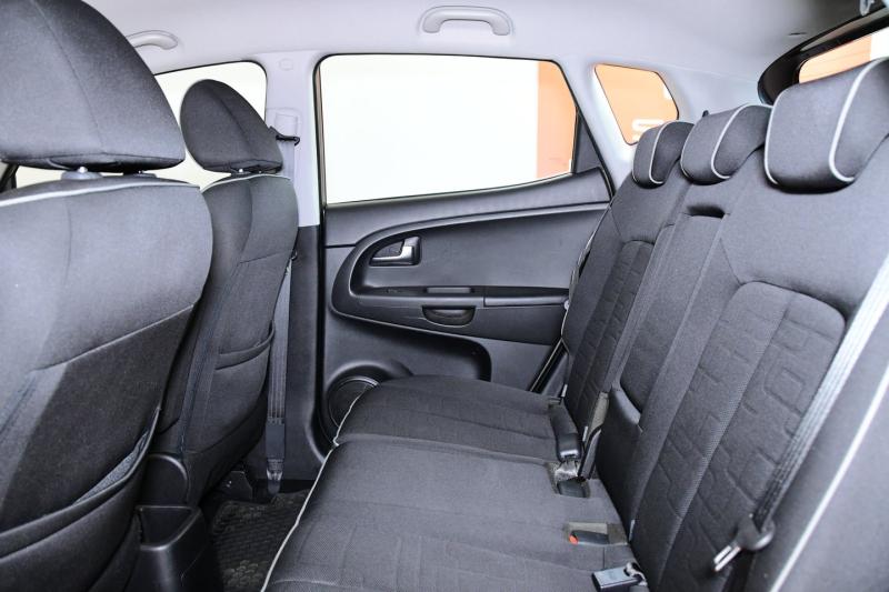 Kia Venga 1,4 MPI ISG Silber