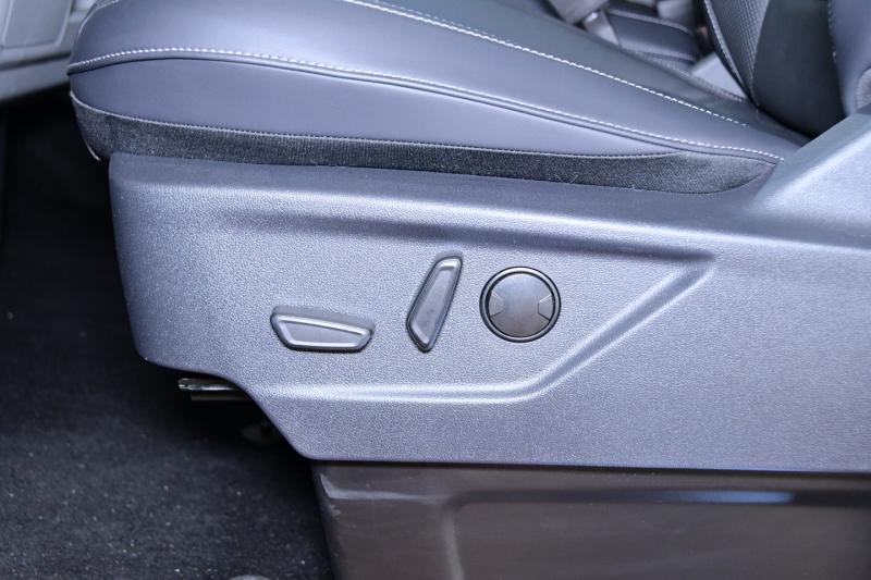 Ford Tourneo Custom Bus 2,0 EcoBlue 320 L1H1