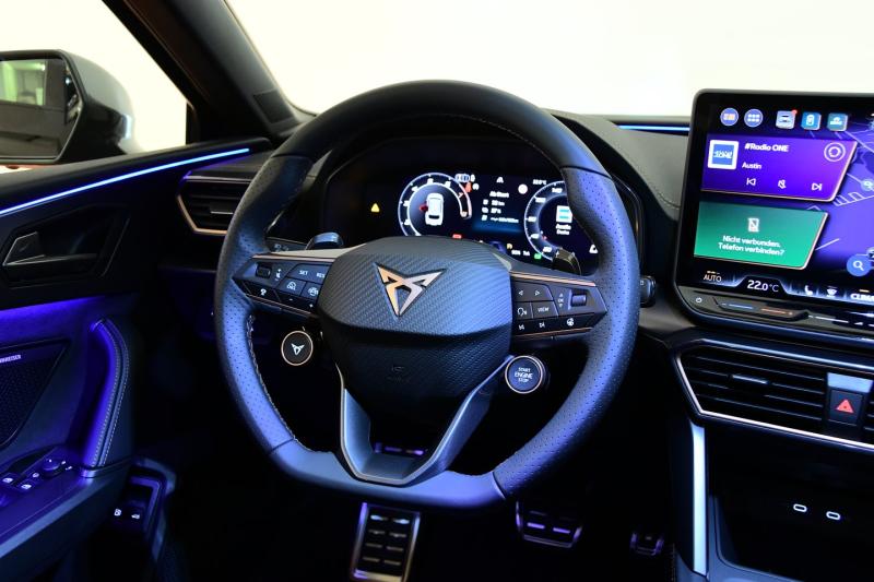 CUPRA Leon SP Kombi VZ e-HYBRID 200/272