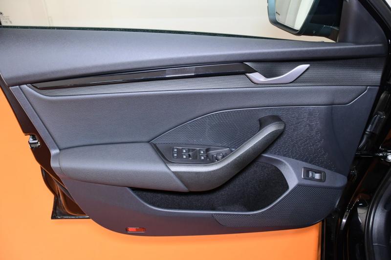Škoda Octavia Combi Selection TSI