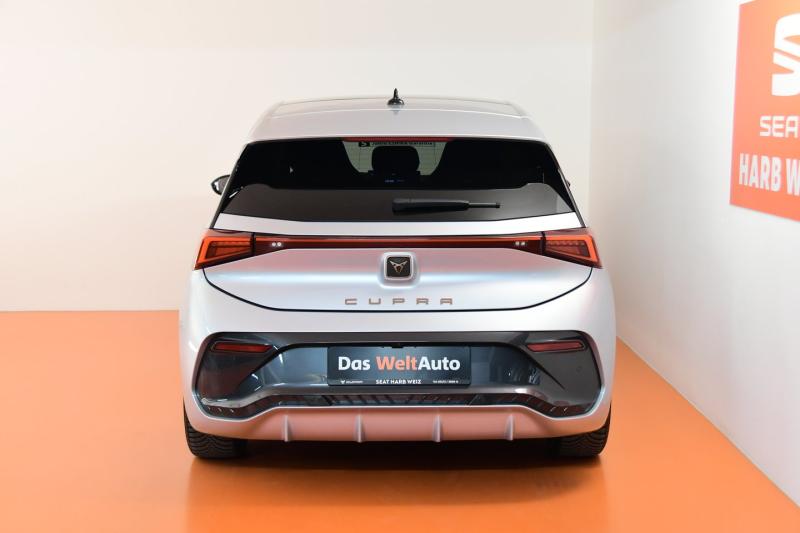 CUPRA Born 58 150kW/204PS