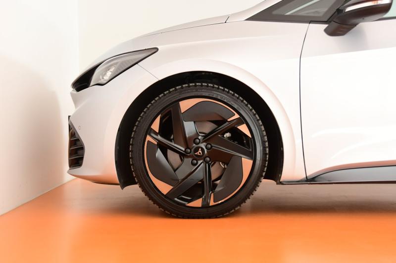 CUPRA Born 58 150kW/204PS
