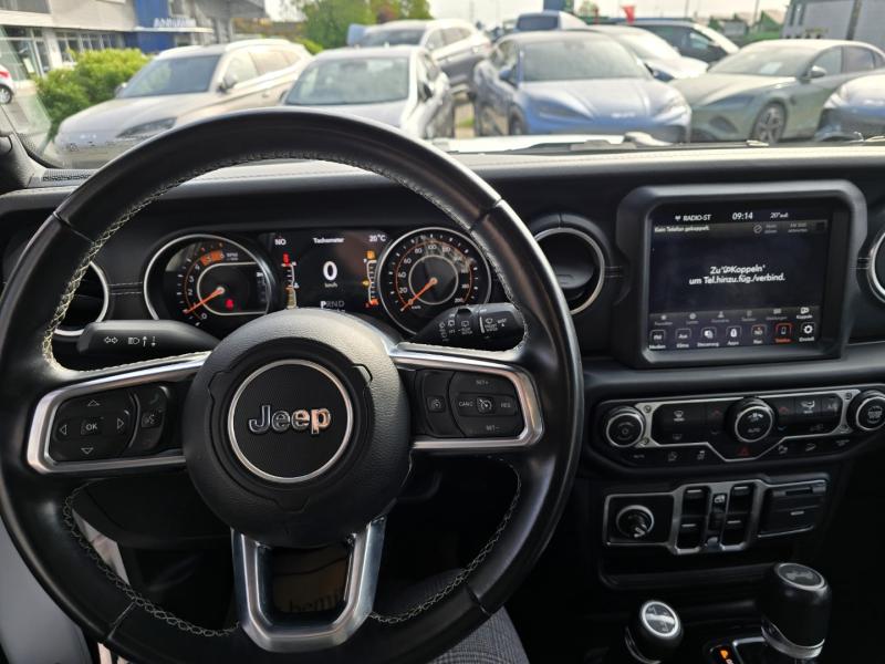 Wrangler Unl. Sahara 2.2D