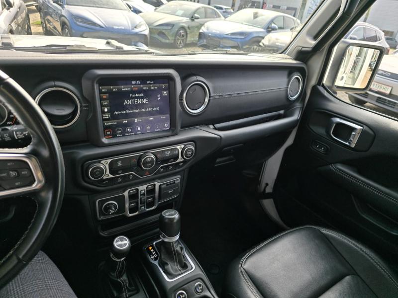 Wrangler Unl. Sahara 2.2D