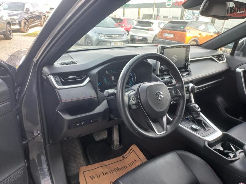 Across 2.5 PHEV E-FOUR E-CVT flash