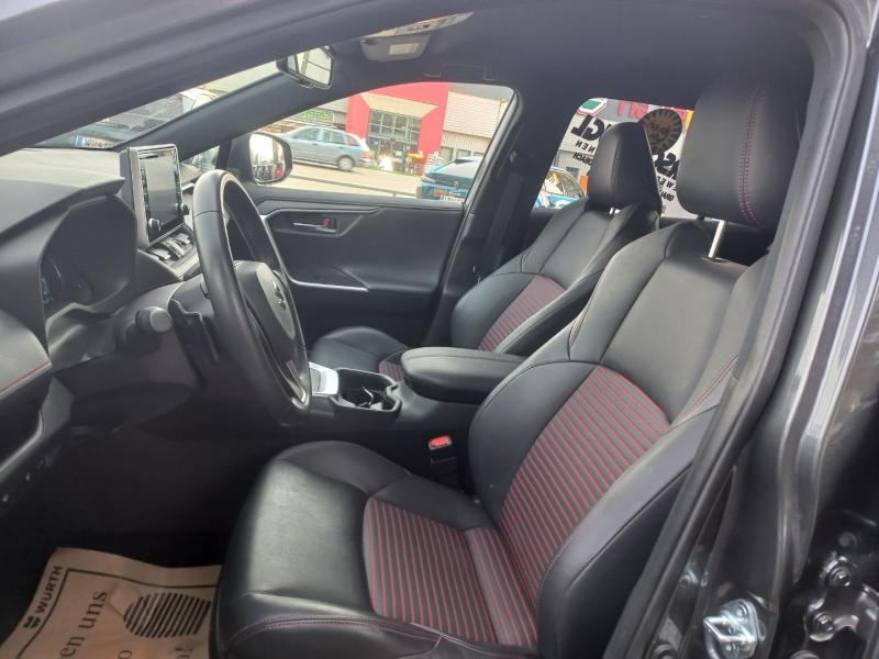 Across 2.5 PHEV E-FOUR E-CVT flash