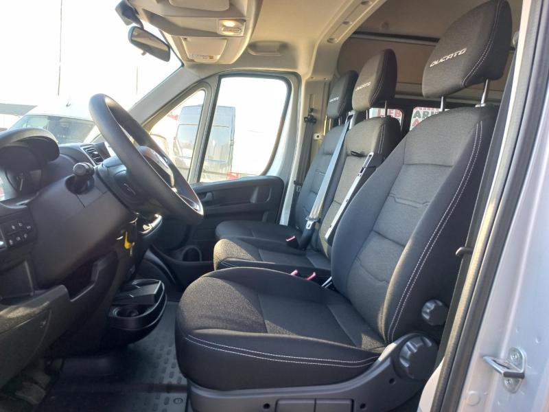 Ducato Kombi 9-Sitzer L2H2 33 140PS
