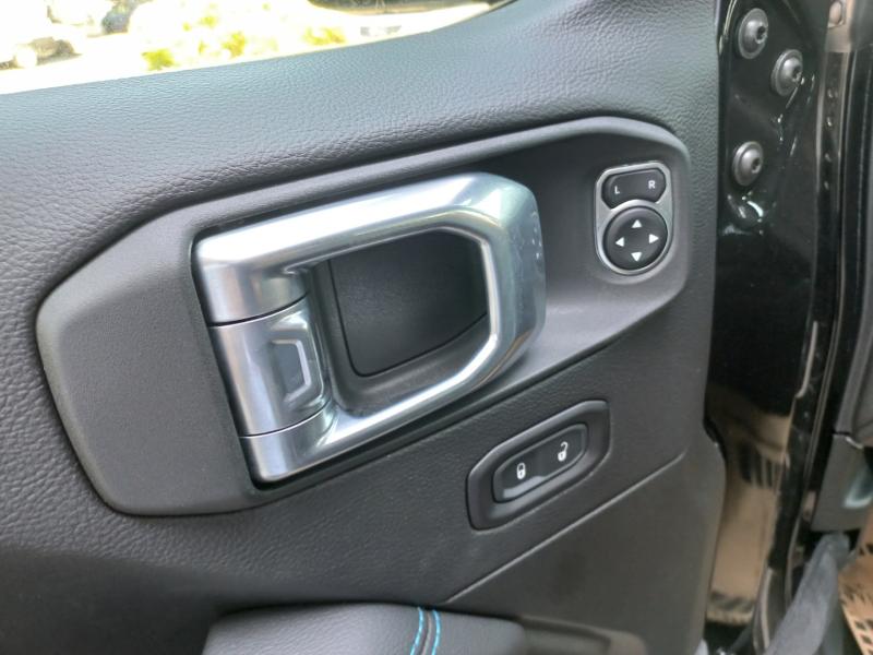 Wrangler Plug-In Hybrid RUB PHEV