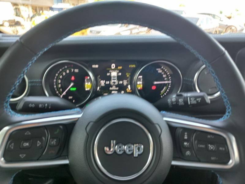 Wrangler Plug-In Hybrid RUB PHEV
