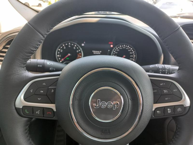 Renegade E-Hybrid 1.5 T4 Fwd DCT 7 E-Hybrid Altitude