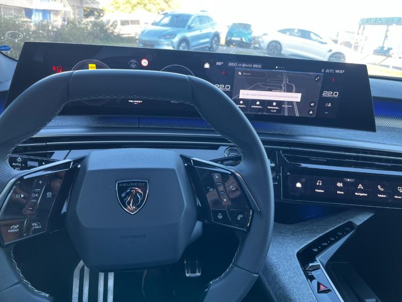 E-3008 GT Elektromotor 210 (Batterie 73 kWh)