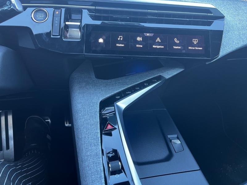 E-3008 GT Elektromotor 210 (Batterie 73 kWh)