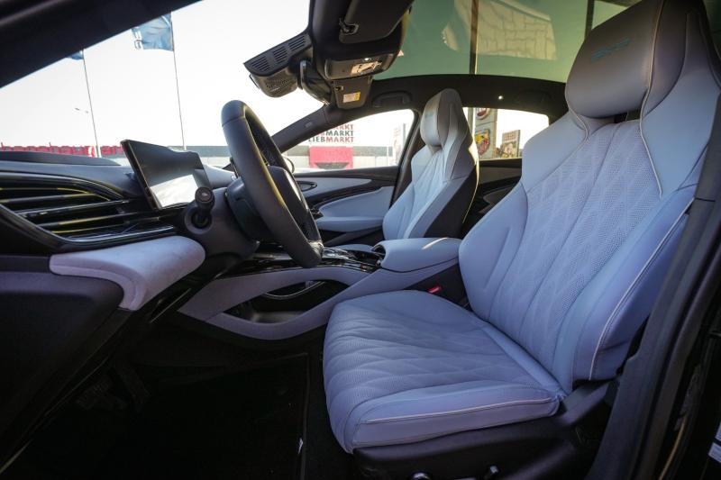Seal Excellence AWD