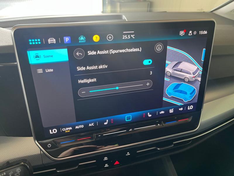 VW Golf Variant Life TSI