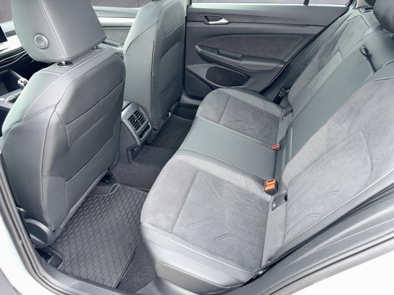 VW Golf Variant Business TDI