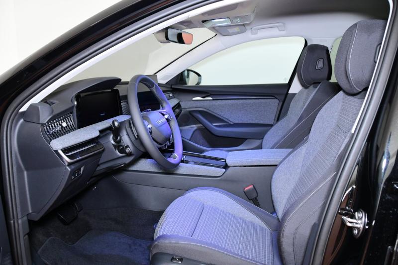 Škoda Superb Combi Selection iV TSI DSG