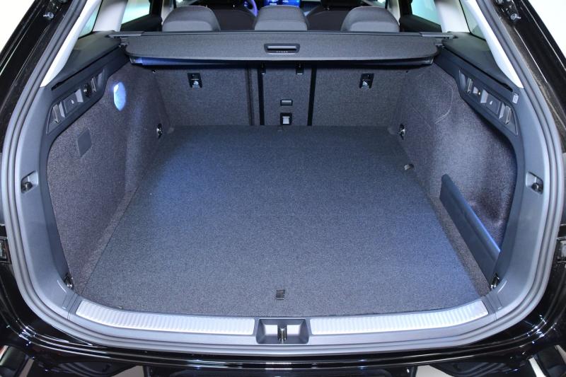 Škoda Superb Combi Selection iV TSI DSG