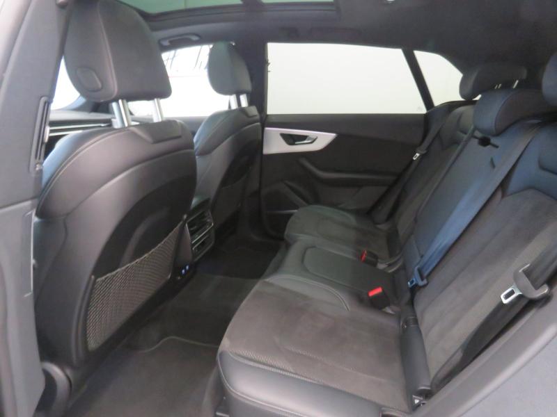 Audi Q8 55 TFSI e quattro