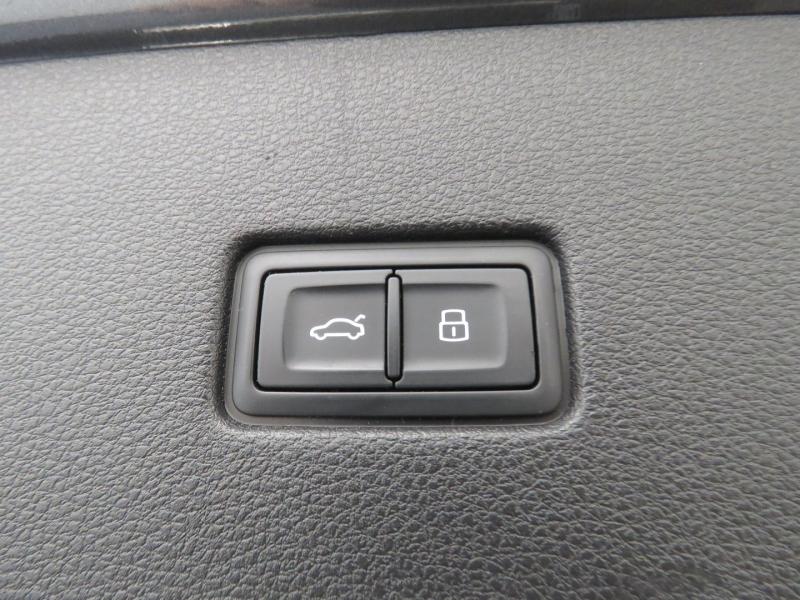 Audi Q8 55 TFSI e quattro