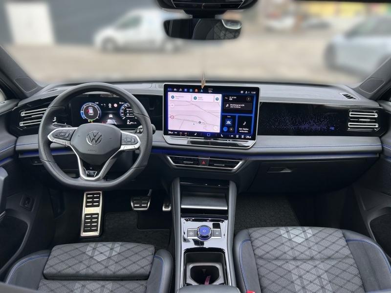 VW Tiguan R-Line TDI DSG