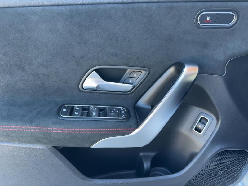 MERCEDES-BENZ A 250 e AMG Line NP € 60.540.-