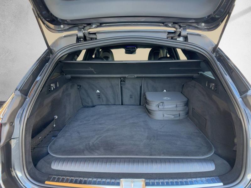 MERCEDES-BENZ E 300 de T NP € 74.305.-