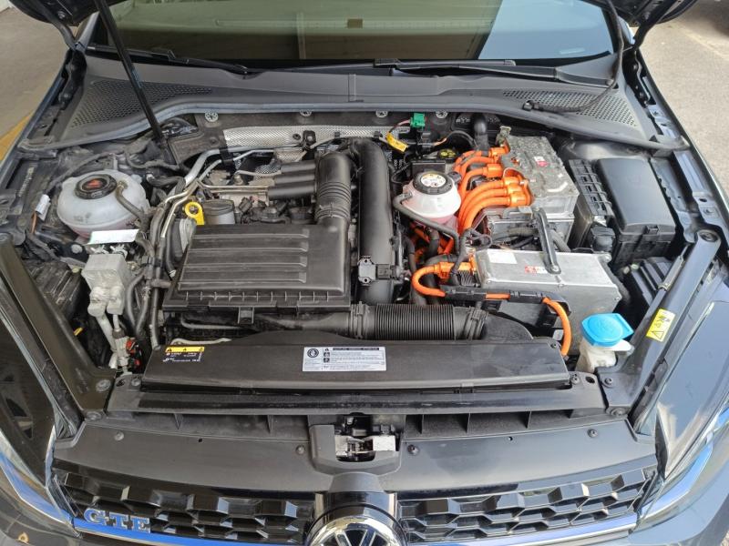VW Golf GTE
