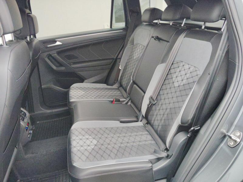 VW Tiguan Allspace R-Line TDI 4MOTION DSG
