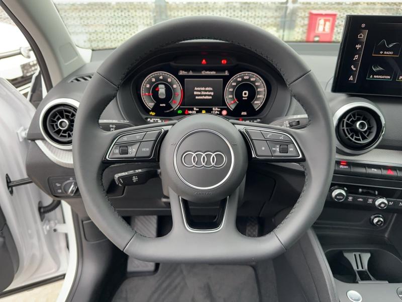 Audi Q2 30 TFSI admired