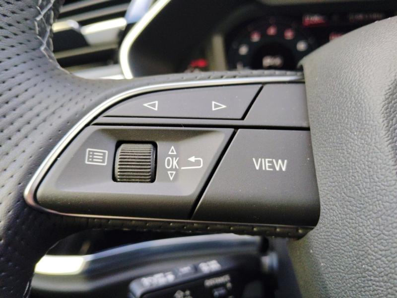 Audi Q3 35 TFSI admired