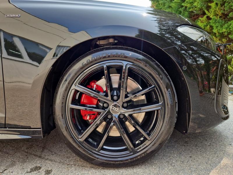 Audi A5 Avant e-hybrid quattro 220 kW