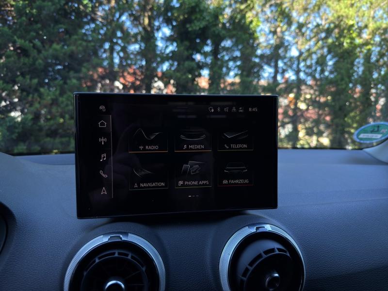 Audi Q2 35 TDI S line