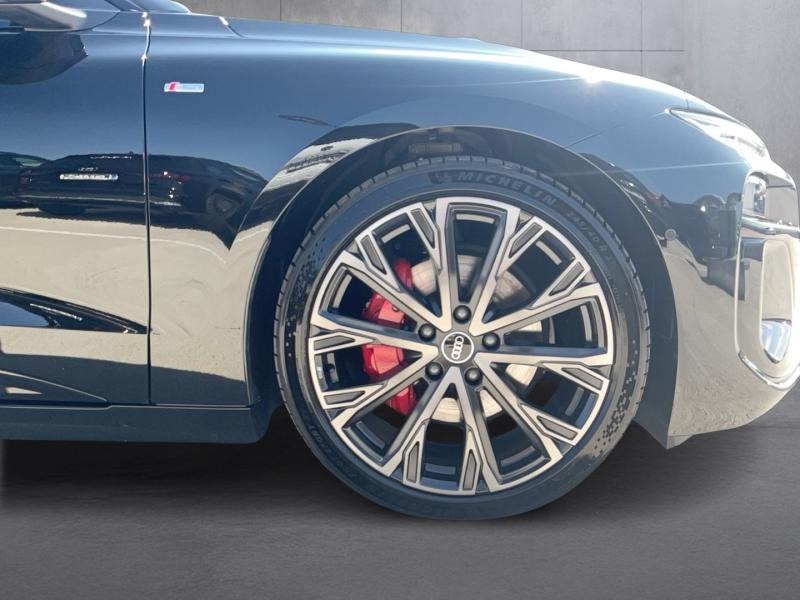 Audi A6 Avant e-tron quattro