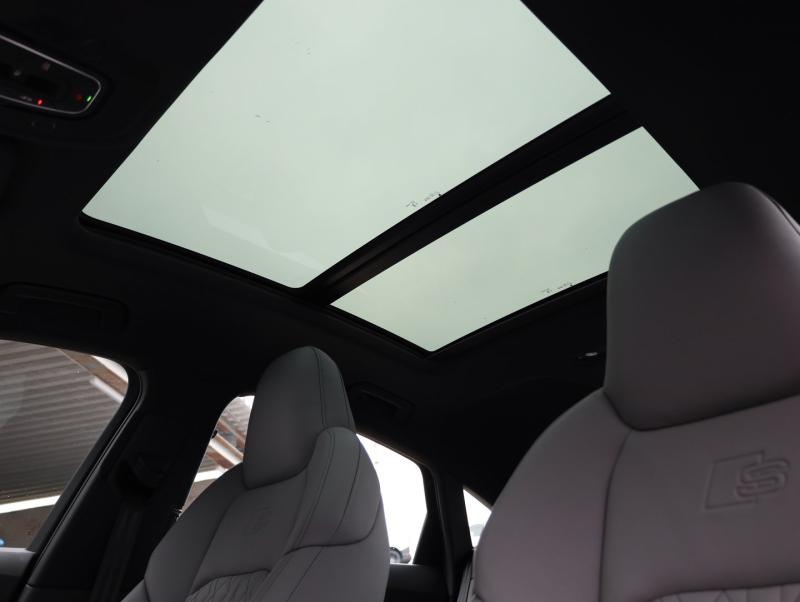 Audi SQ8 Sportback e-tron quattro