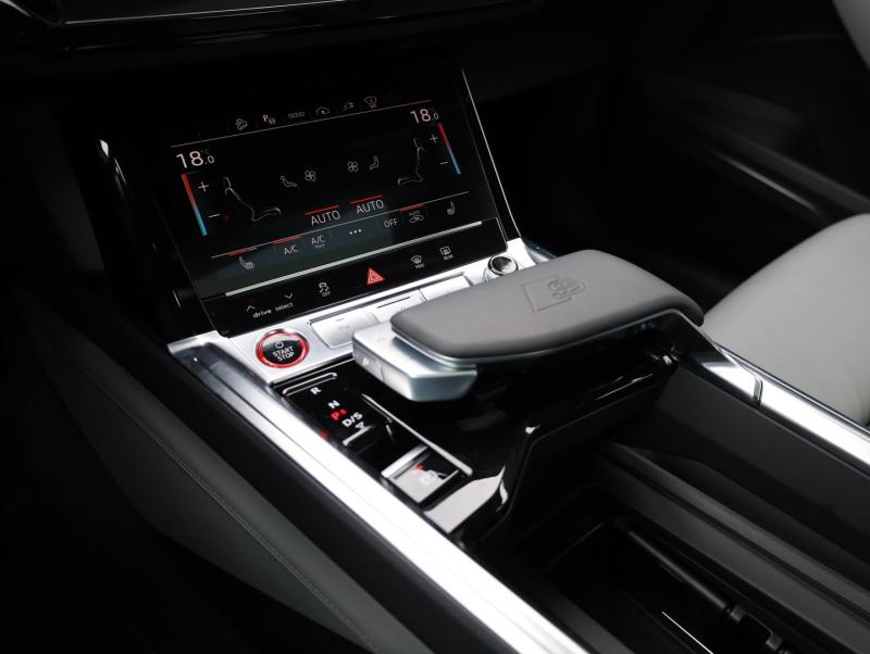 Audi SQ8 Sportback e-tron quattro