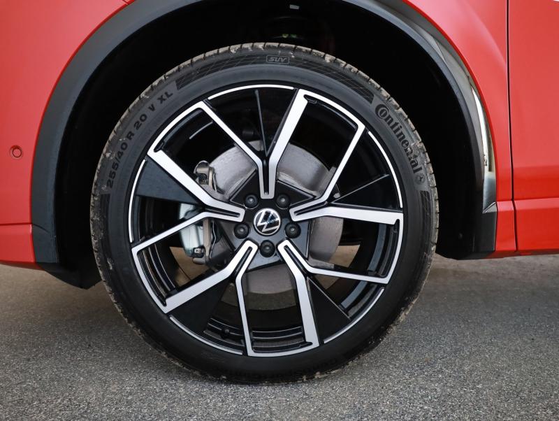 VW Tiguan R-Line TDI DSG