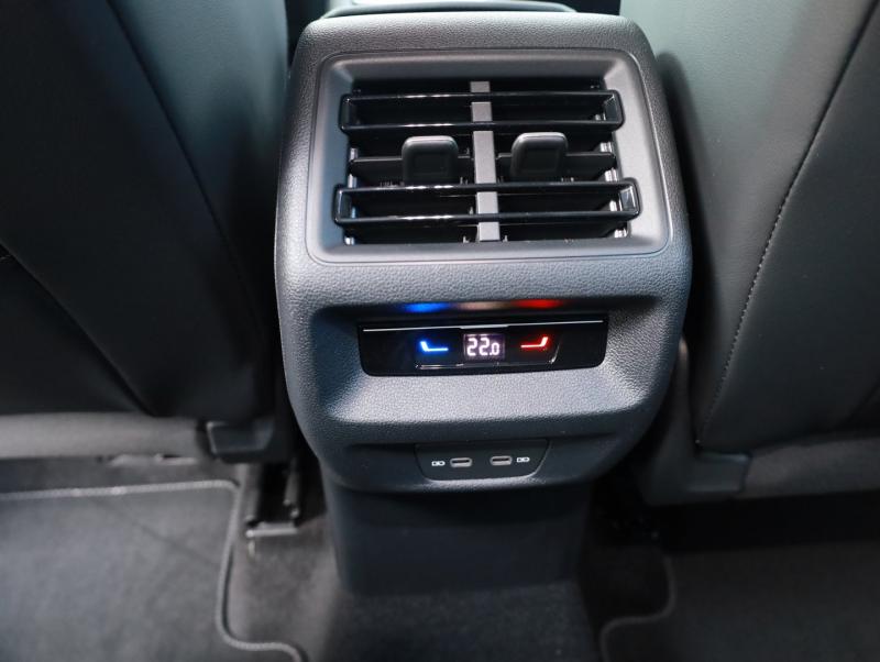 VW Tiguan R-Line TDI DSG