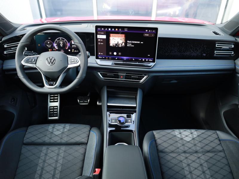 VW Tiguan R-Line TDI DSG