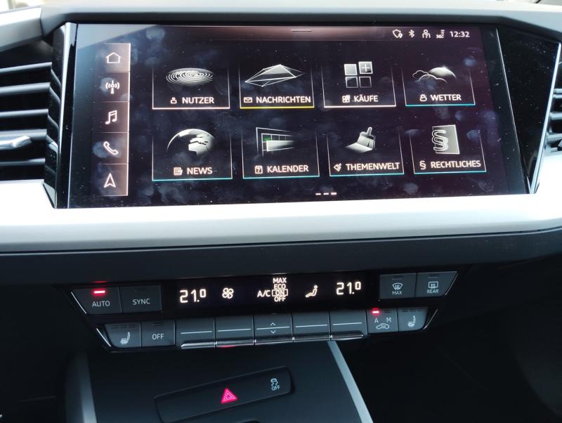 Audi Q4 55 e-tron quattro