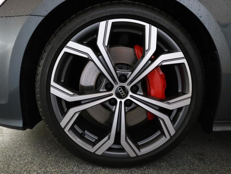 Audi A6 Avant 55 TFSI e quattro S line PA