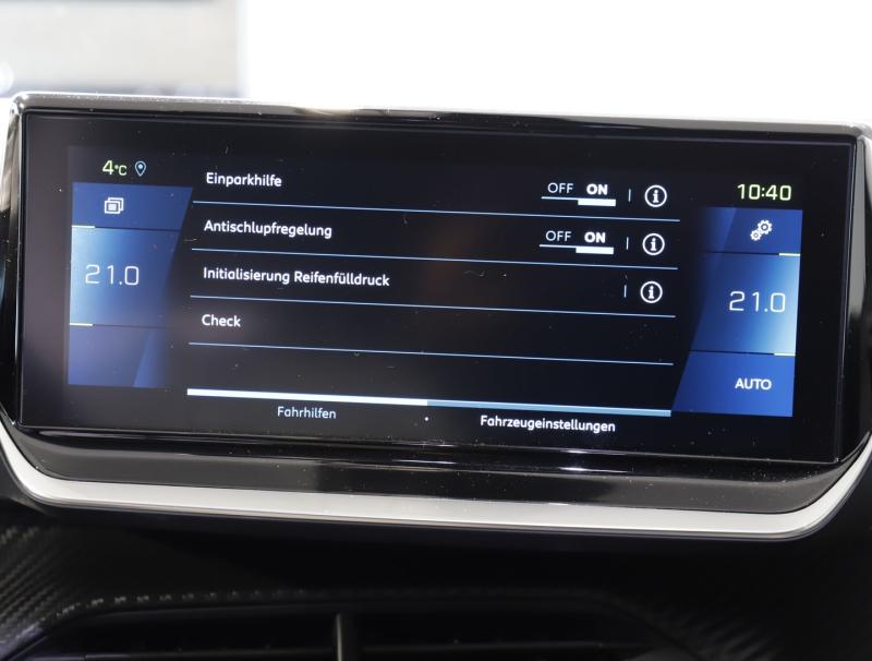 Peugeot e-2008 50kWh Allure Pack