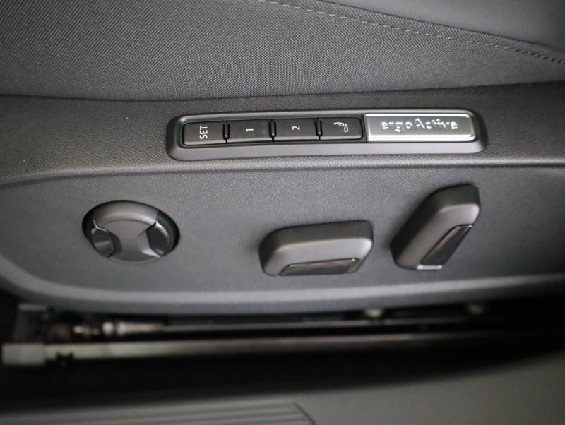 VW Golf Variant Business TDI