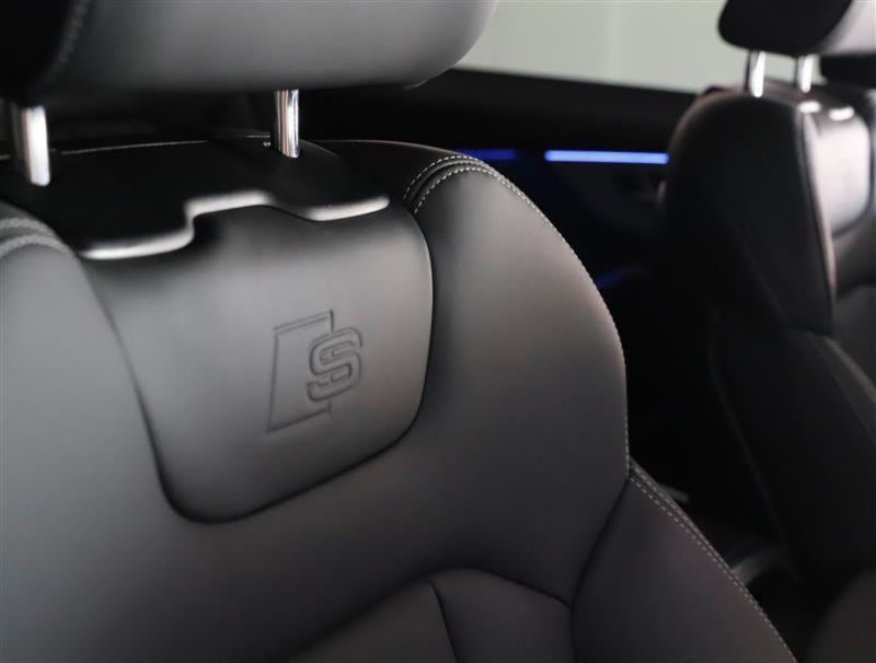 Audi Q8 55 TFSI e quattro