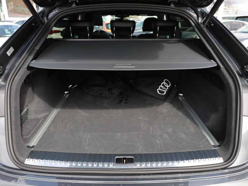 Audi Q8 55 TFSI e quattro