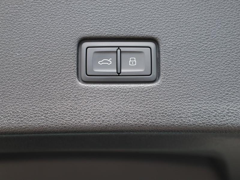 Audi Q8 55 TFSI e quattro