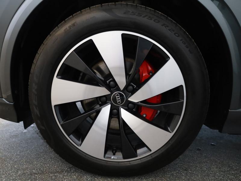 Audi Q6 e-tron quattro