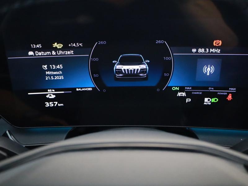 Audi Q6 e-tron quattro