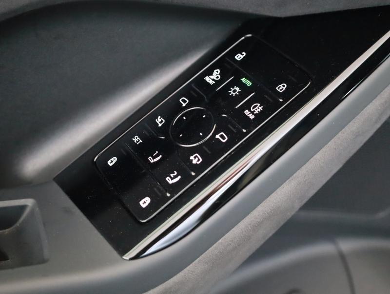 Audi Q6 e-tron quattro